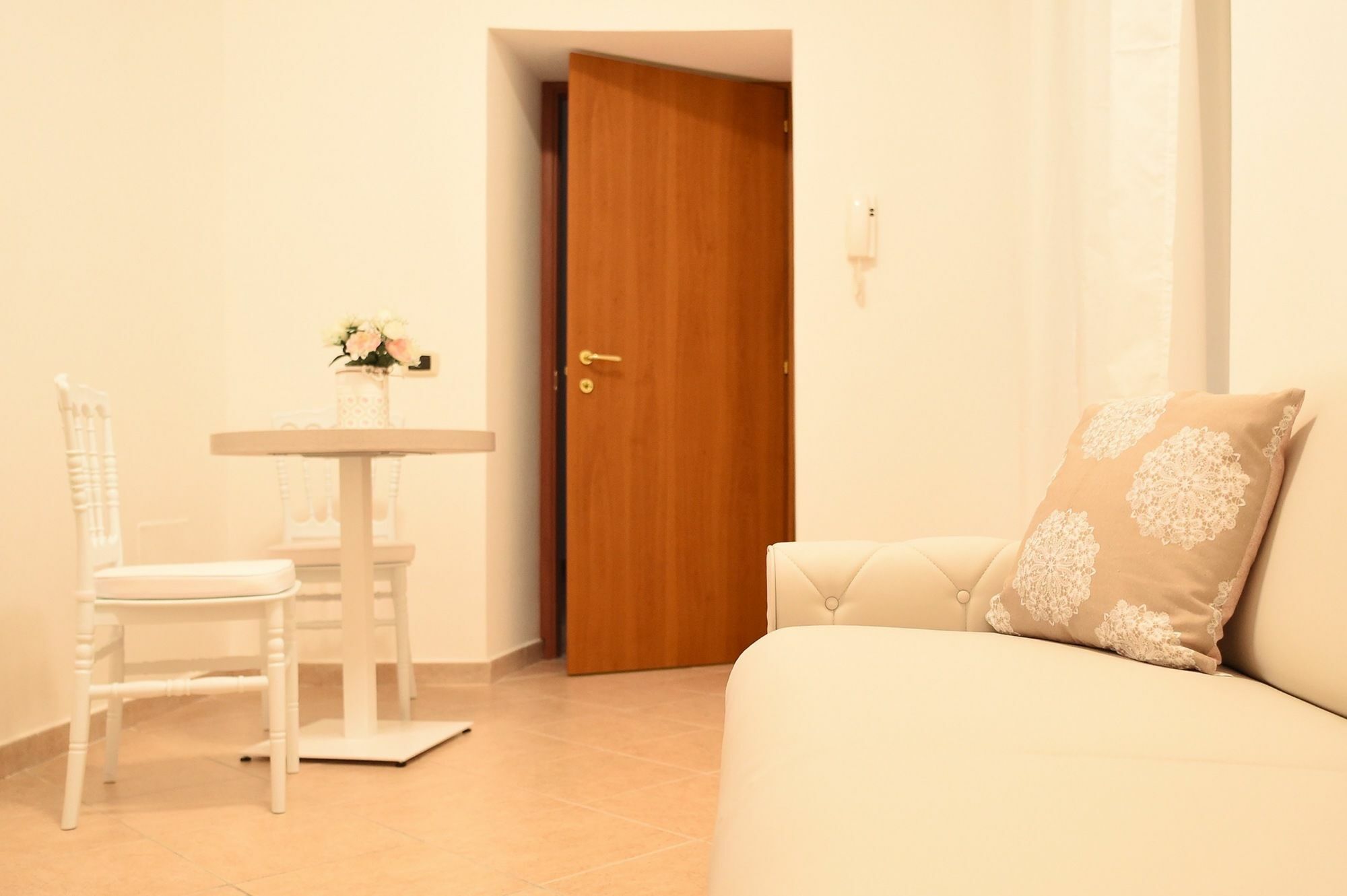 B&B Bonnes Suites 나폴리 외부 사진