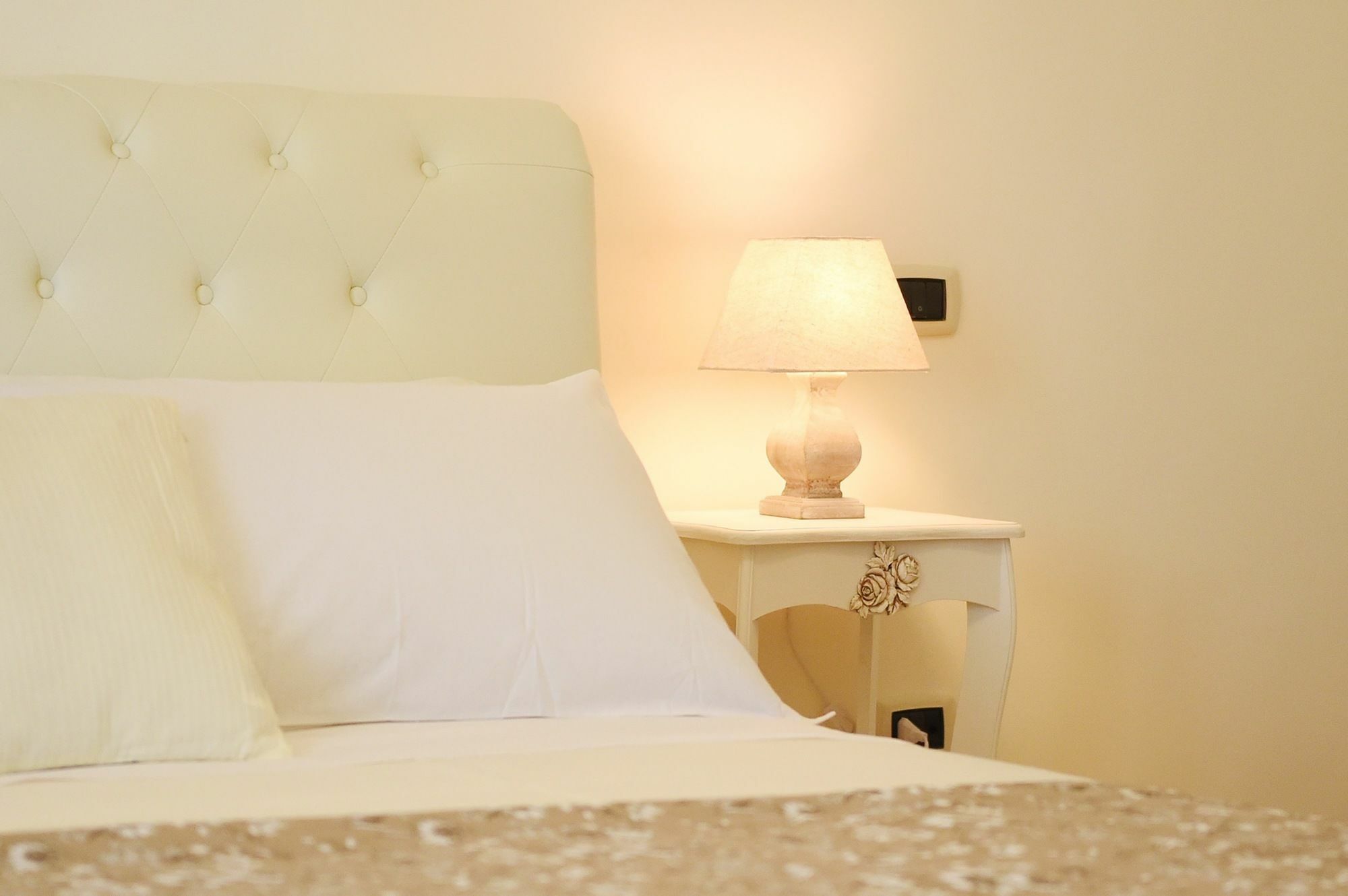 B&B Bonnes Suites 나폴리 외부 사진