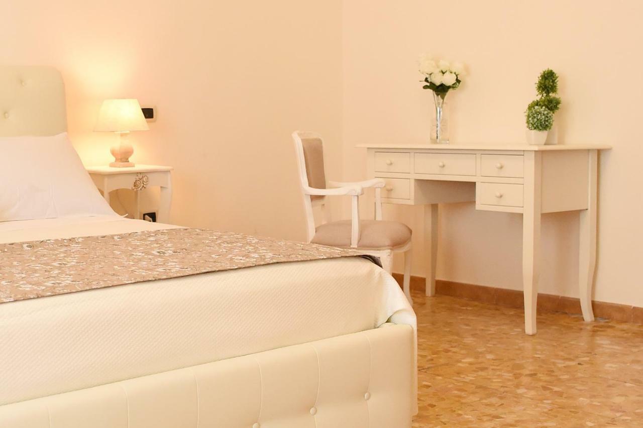 B&B Bonnes Suites 나폴리 외부 사진