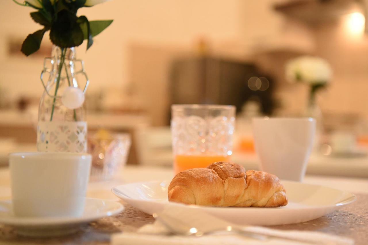 B&B Bonnes Suites 나폴리 외부 사진